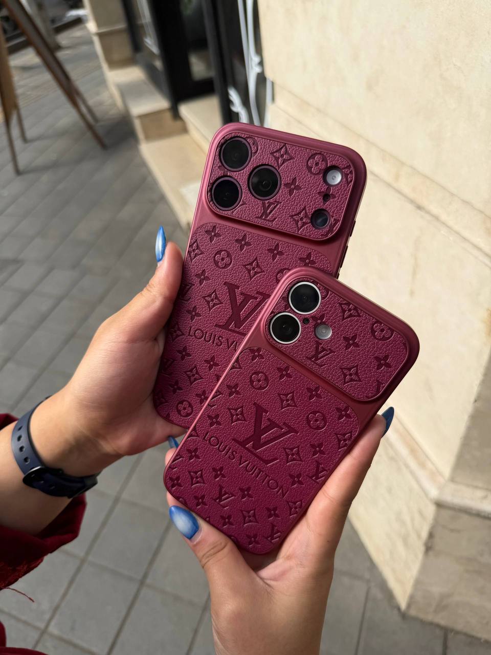 قاب گوشی آیفون Burgundy Lv